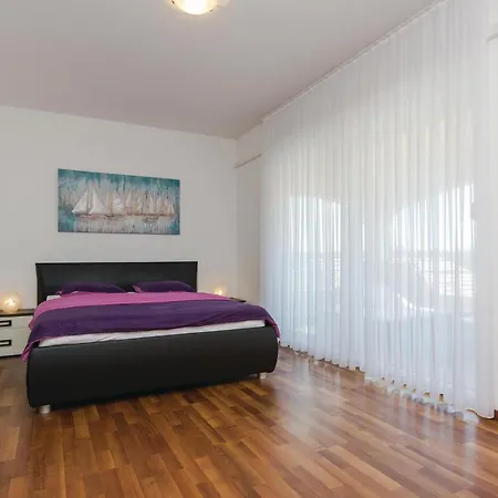 Four-bedroom In Casa de Férias