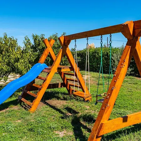 Stunning Home In Suhovare *