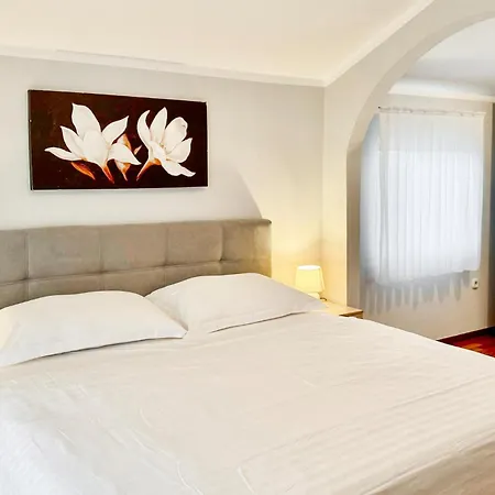 펜션 Stunning Home In Suhovare *
