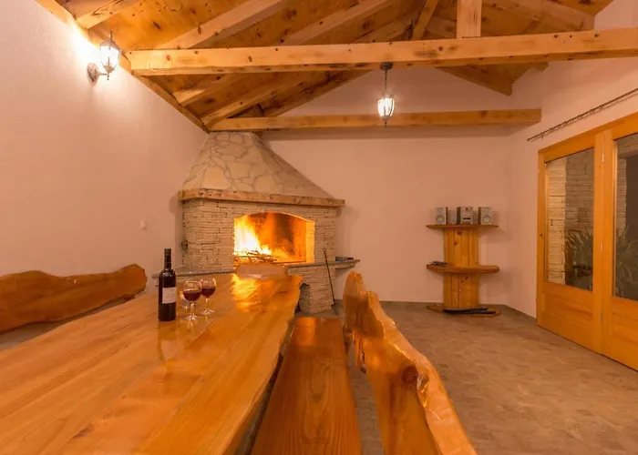 Four-bedroom In Semesterbostad *