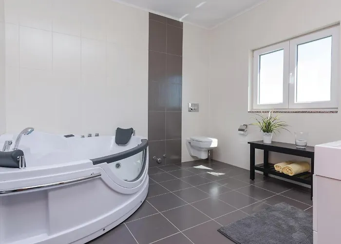 Four-bedroom In * Suhovare